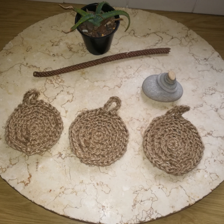 kitchen scourer natural 768x768